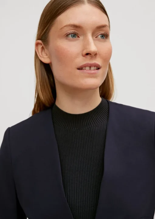 Blazer mit kurzem Schnitt