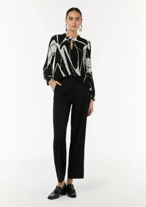 Bluse mit Plisseefalten