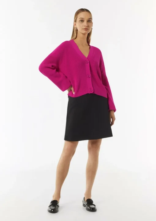 Cardigan mit Rippstruktur und überschnittenen Schultern