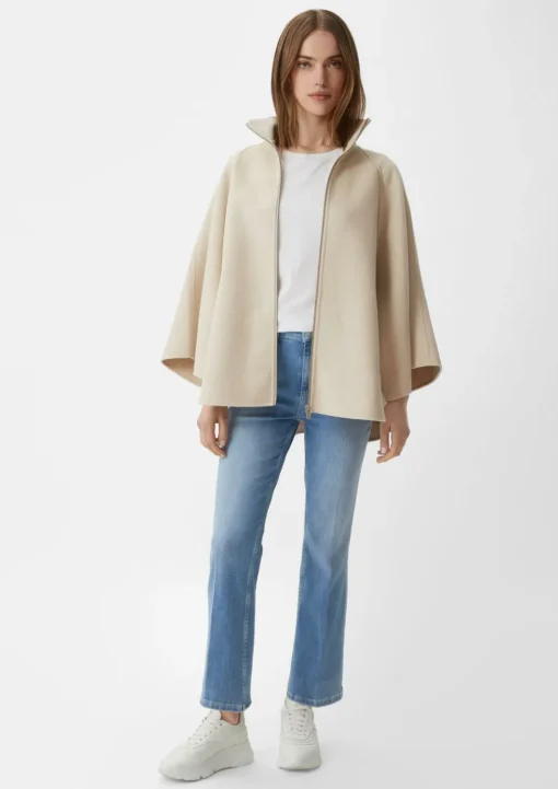 Cropped Jeans / Regular fit / Mid rise / Flared leg