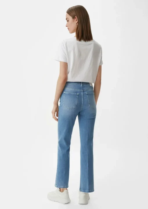 Cropped Jeans / Regular fit / Mid rise / Flared leg