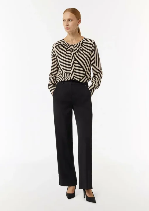 Crêpe-Bluse mit All-over-Print und Faltendetails