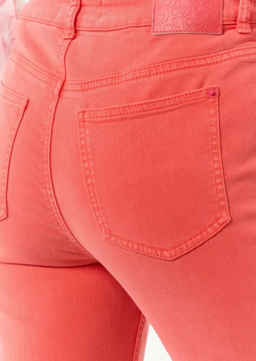 Denim mit Flared Leg