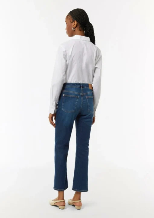 Elastische Ankle-Jeans mit leicht ausgestelltem Bein