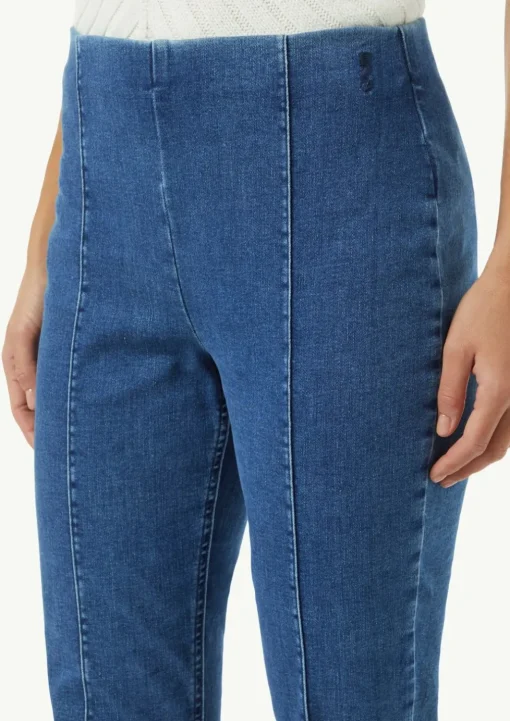 Elastische Jeggings mit Ziernähten