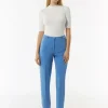 Elegante Hose mit Riegel und Knopf