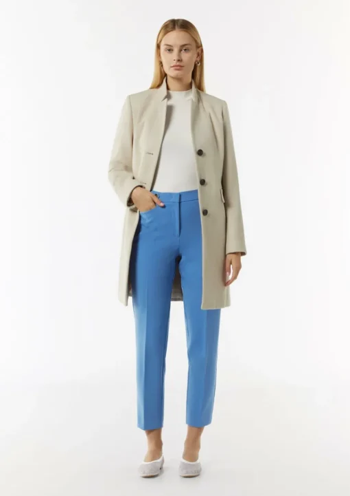 Elegante Hose mit Riegel und Knopf