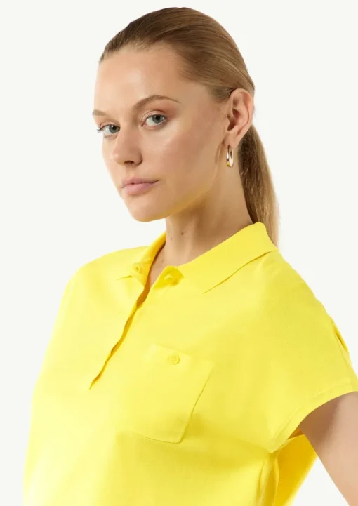 Feinstrick-Poloshirt im Relaxed Fit mit überschnittenen Schultern