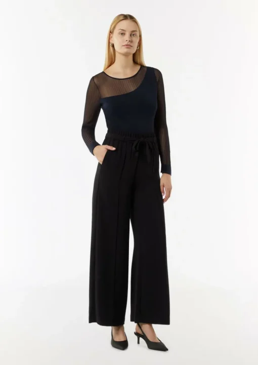 Feinstrickpullover mit Transparenz-Effekt
