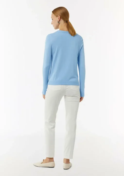 Feinstrickpullover mit V-Ausschnitt