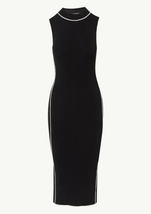 Figurbetontes Rippstrickkleid mit Kontrastdetails