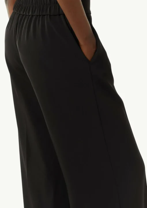 Fließende Marlenehose mit Elastikbund