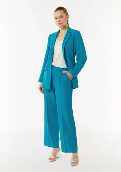 Fließender Longblazer mit Bindegürtel