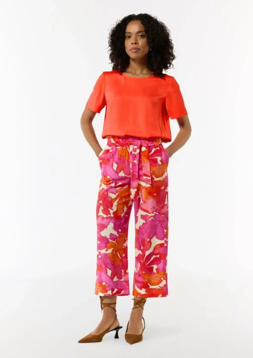 Fließendes Shirt aus Satin im Relaxed Fit