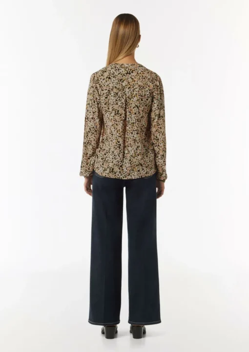 Floral gemusterte Bluse aus Crêpe mit Rippdetail
