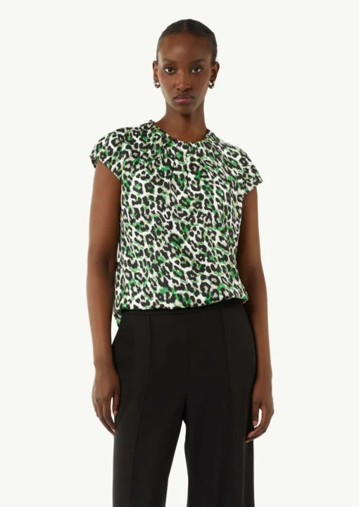 Gemusterte Satinbluse mit Raffung