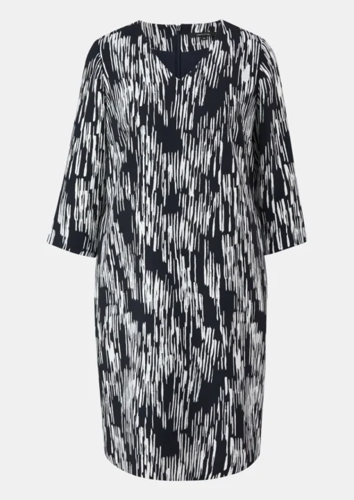 Gemustertes Crêpekleid mit 3/4-Arm