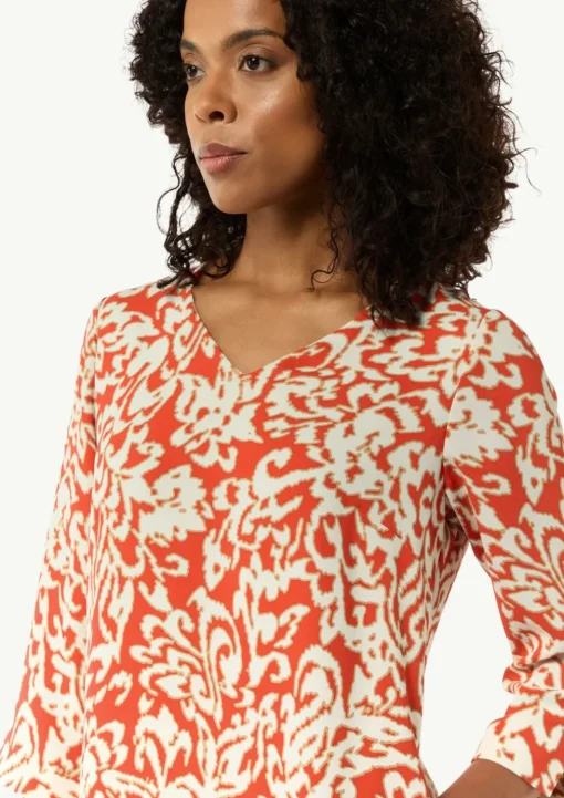 Gemustertes Kleid aus Crêpe
