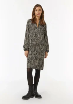Gemustertes Kleid mit Tunika-Ausschnitt