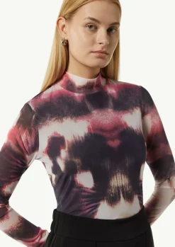 Gemustertes Mesh-Shirt mit Raffungsdetails