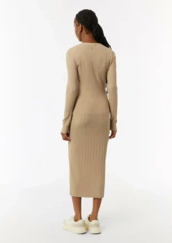 Geripptes Midikleid mit dekorativer Knopfleiste