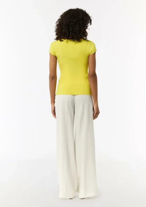 Geripptes Stricktop im Skinny Fit