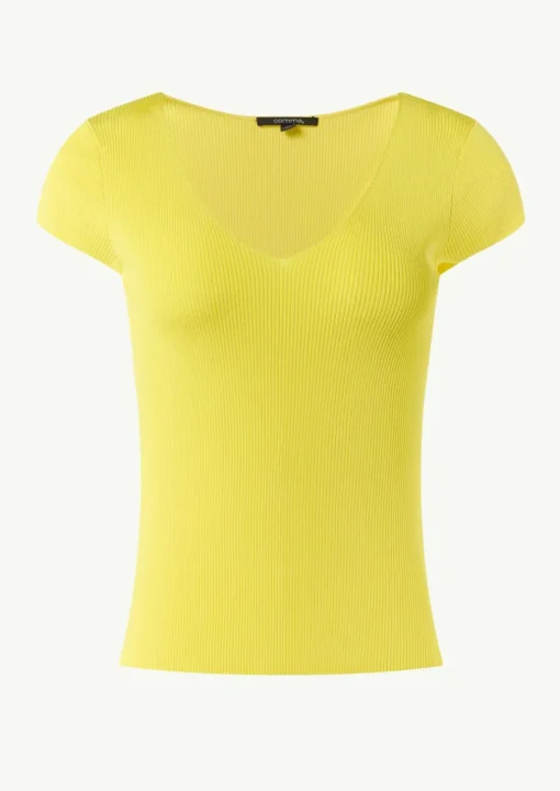 Geripptes Stricktop im Skinny Fit
