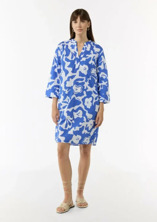 Kleid mit Tunika-Ausschnitt und All-over-Print