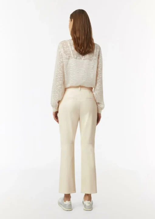 Kunstleder-Hose mit Teilungsnähten und Flared Leg