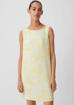 Kurzes Kleid aus Crêpe