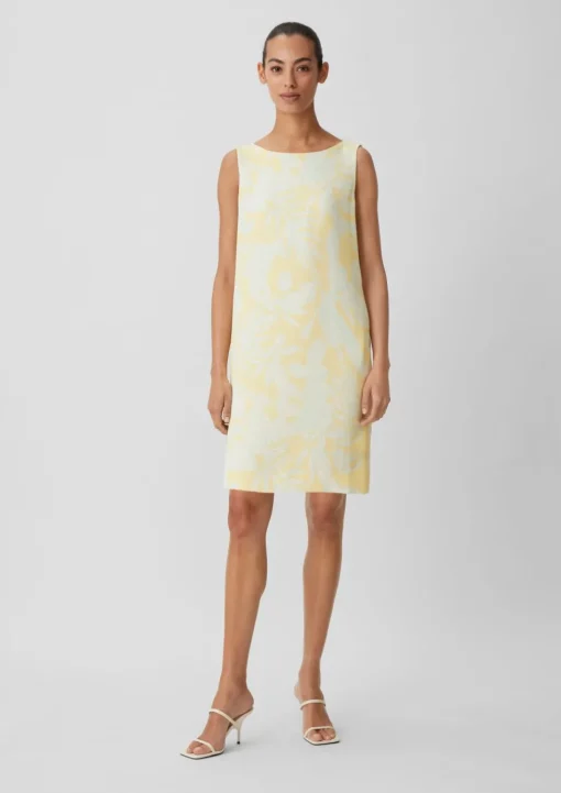 Kurzes Kleid aus Crêpe