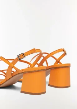 Leder-Sandalen mit Riemen und Blockabsatz