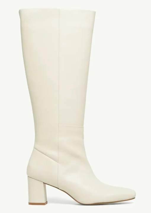 Lederstiefel mit Blockabsatz