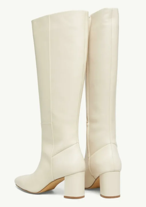 Lederstiefel mit Blockabsatz