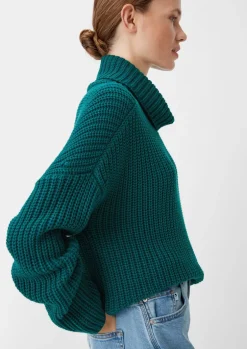 Lockerer Strickpullover mit Rollkragen