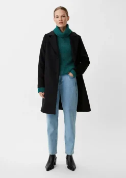 Lockerer Strickpullover mit Rollkragen