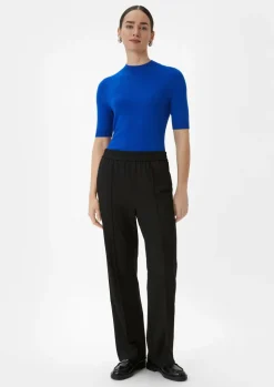 Loose: Hose mit Semi Wide leg