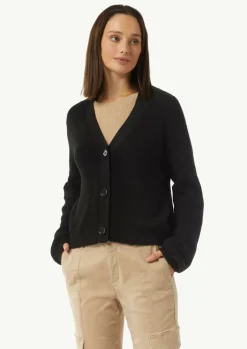 Lässige Strickjacke mit voluminösen Ärmeln
