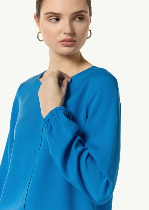 Lyocell-Bluse mit Cut-Out