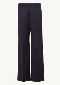 Marlenehose mit Bügelfalte