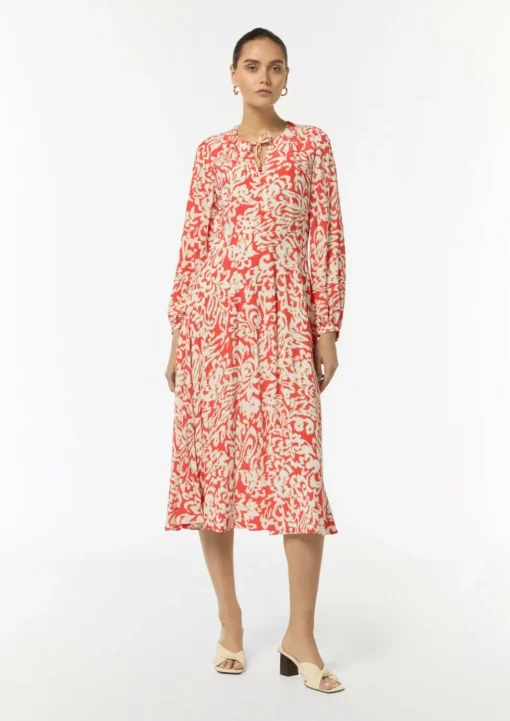 Midikleid mit Crêpestruktur