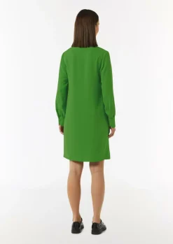 Minikleid aus Crêpe mit Tunika-Ausschnitt