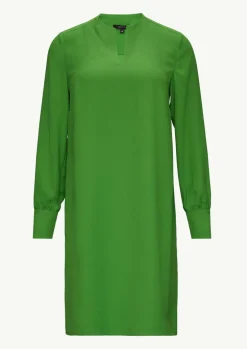 Minikleid aus Crêpe mit Tunika-Ausschnitt