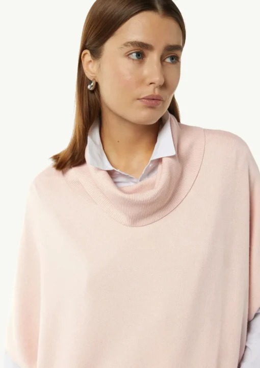 Poncho aus Viskosemix mit Rollkragen