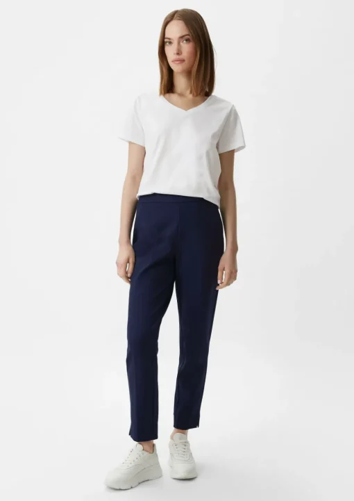 Regular: Feste Hose mit geradem Bein