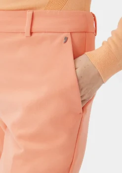 Regular: Hose mit Bügelfalten