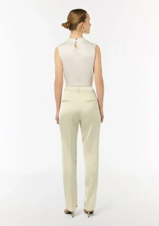 Regular: Satinhose mit geradem Bein