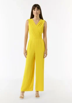 Ärmelloser Jumpsuit mit Faltendetail