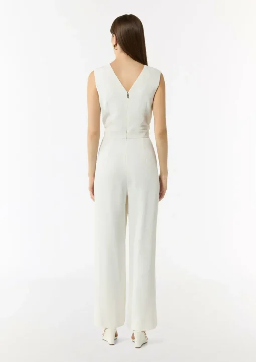 Ärmelloser Jumpsuit mit Faltendetail