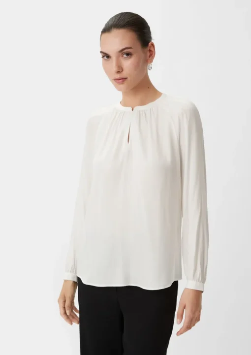 Satinbluse aus Viskosemix